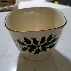 Lenox Holiday Treat Bowl
